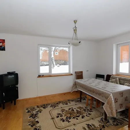 Apartment багрівчанка *